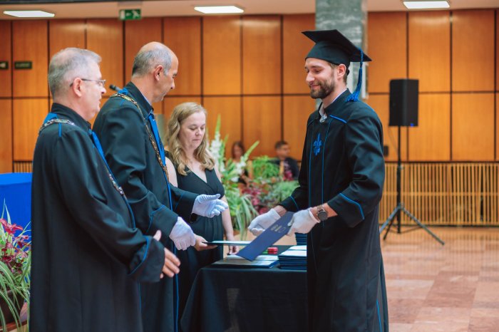 11476659-ttk-diplomaoszto-6659.jpg