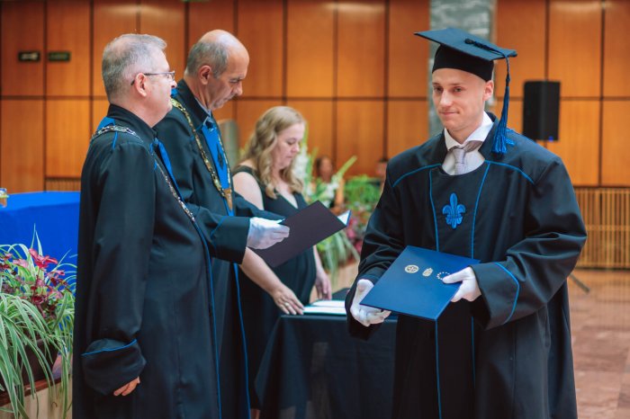 11476673-ttk-diplomaoszto-6673.jpg