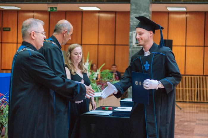 11476681-ttk-diplomaoszto-6681.jpg