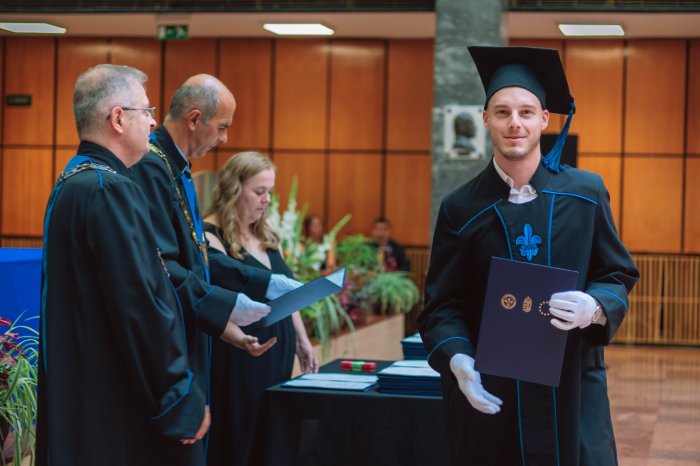 11476683-ttk-diplomaoszto-6683.jpg