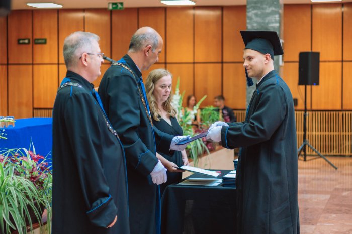11476698-ttk-diplomaoszto-6698.jpg