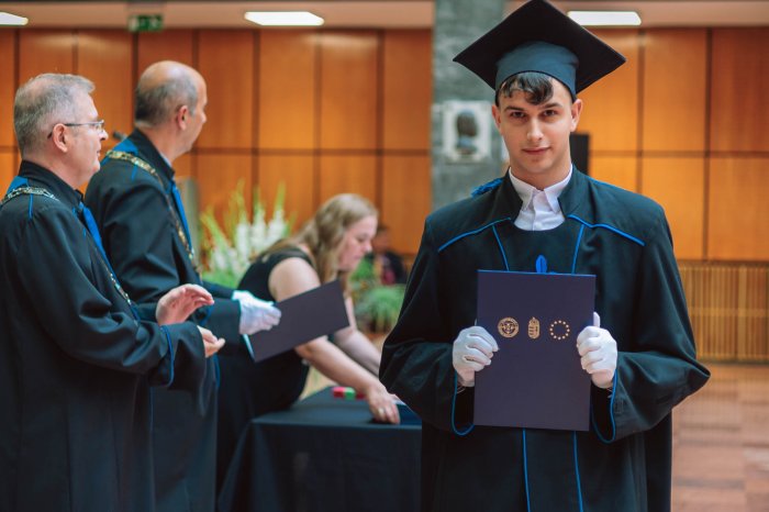 11486713-ttk-diplomaoszto-6713.jpg