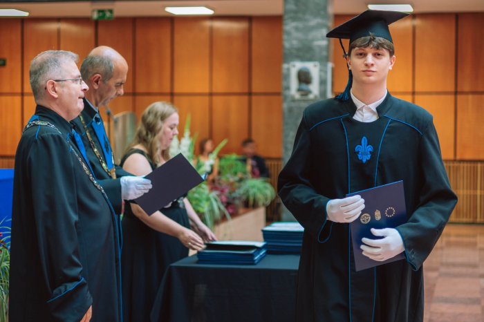 11486721-ttk-diplomaoszto-6721.jpg