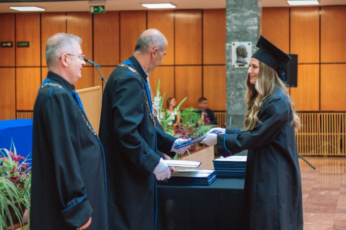 11486726-ttk-diplomaoszto-6726.jpg