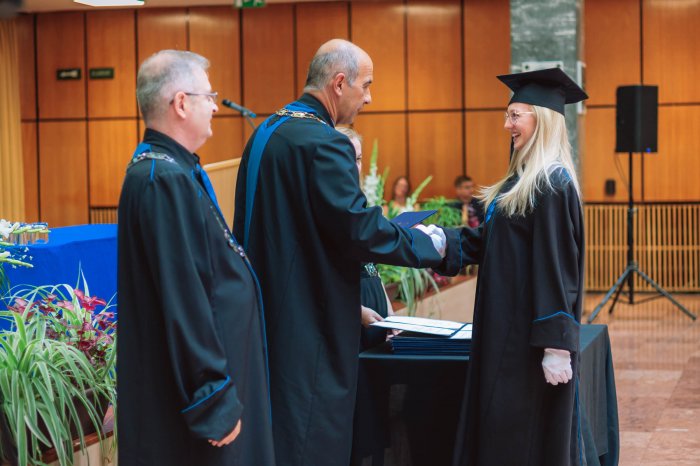 11486737-ttk-diplomaoszto-6737.jpg