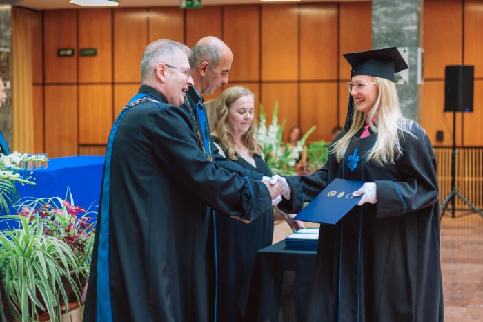 11486740-ttk-diplomaoszto-6740.jpg