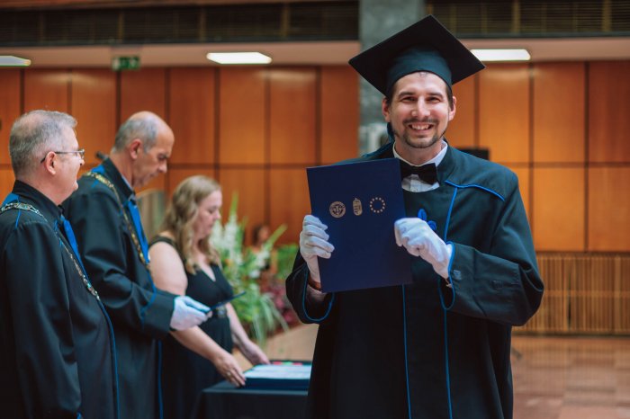 11496799-ttk-diplomaoszto-6799.jpg