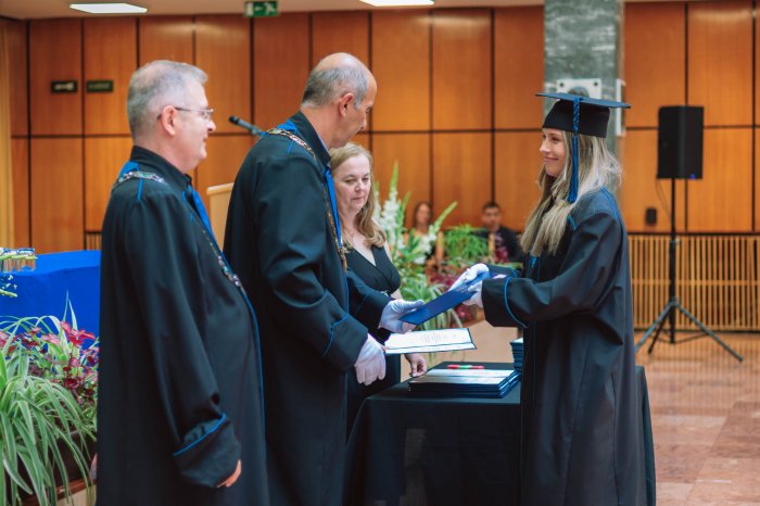 11496803-ttk-diplomaoszto-6803.jpg