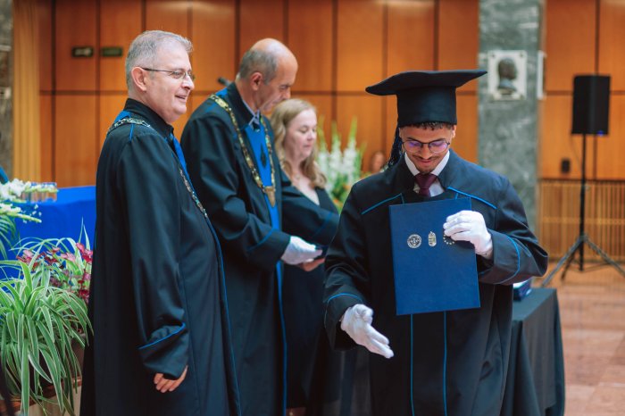 11547039-ttk-diplomaoszto-7039.jpg