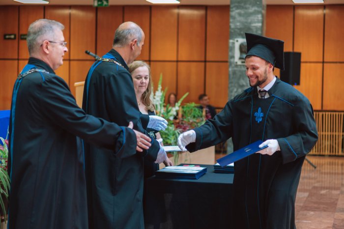 11557078-ttk-diplomaoszto-7078.jpg