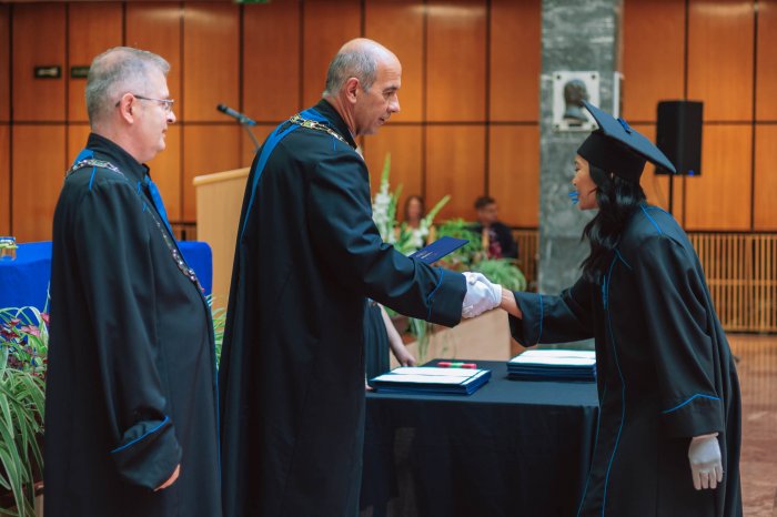 11557100-ttk-diplomaoszto-7100.jpg