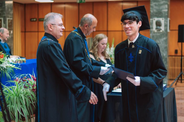 11567117-ttk-diplomaoszto-7117.jpg
