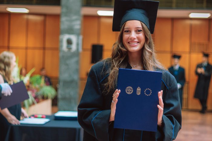 11577173-ttk-diplomaoszto-7173.jpg