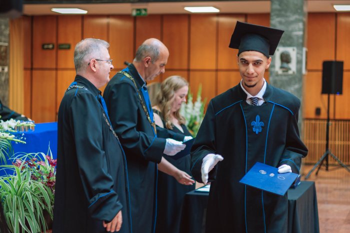 11577180-ttk-diplomaoszto-7180.jpg