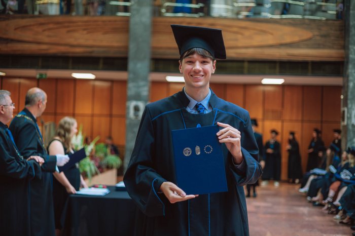 11577191-ttk-diplomaoszto-7191.jpg