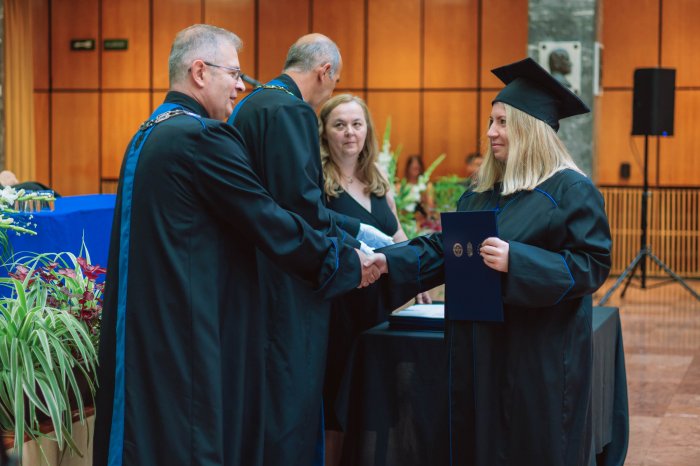 11587251-ttk-diplomaoszto-7251.jpg