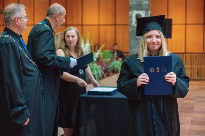 11587256-ttk-diplomaoszto-7256.jpg