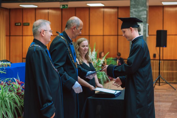 11597259-ttk-diplomaoszto-7259.jpg