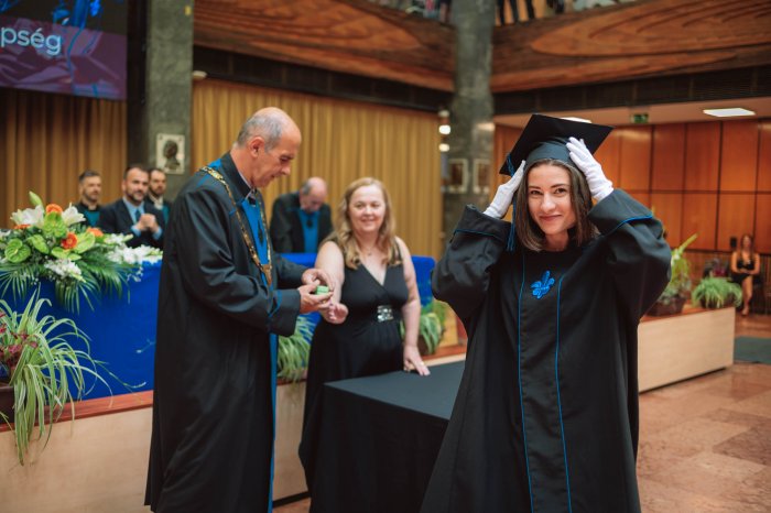 12137561-ttk-diplomaoszto-7561.jpg