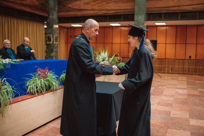 12137566-ttk-diplomaoszto-7566.jpg
