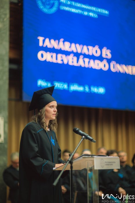 15173074-tanaravat-es-oklevelatado-3074.jpg